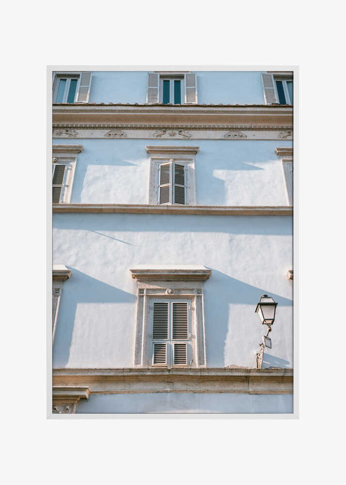 Blue tones of Rome - Italy travel photography ||