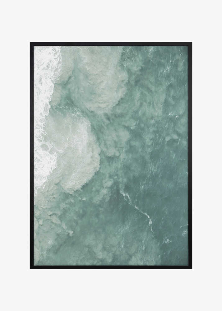 Ocean&#039;s Gentle Swirl