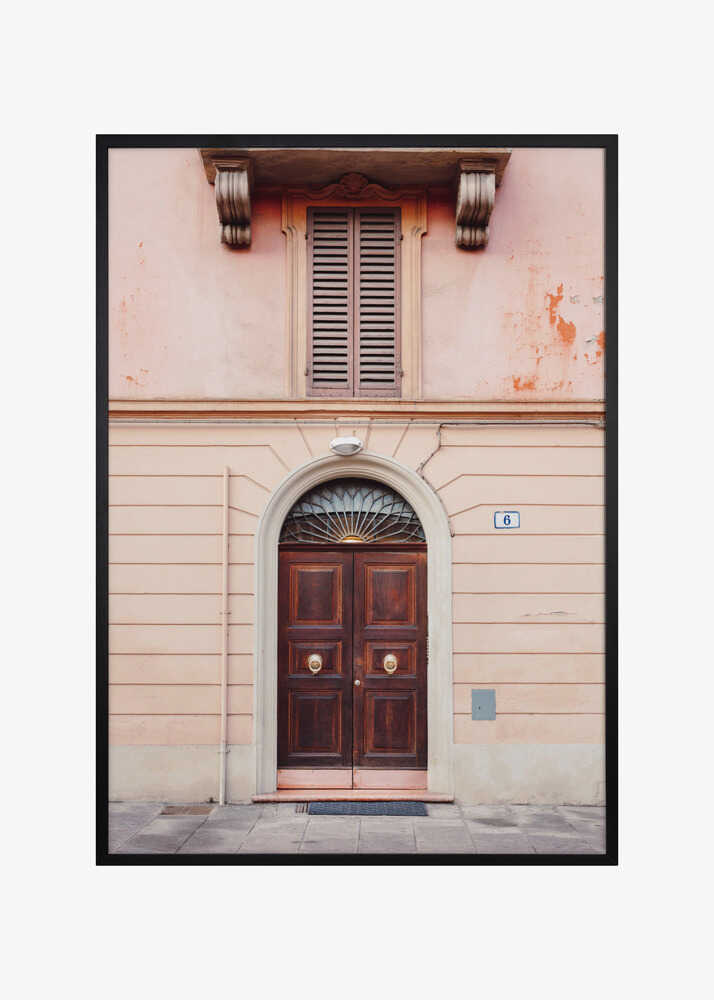 Bologna in Pink | Italy travel photography