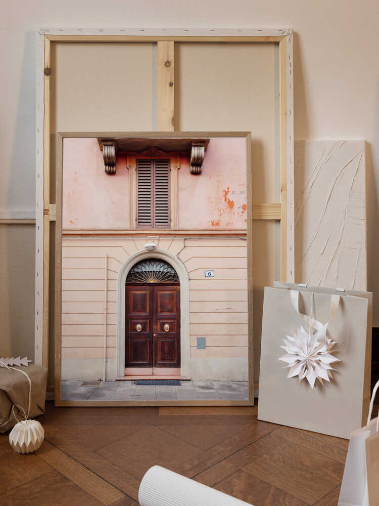 Bologna in Pink | Italy travel photography