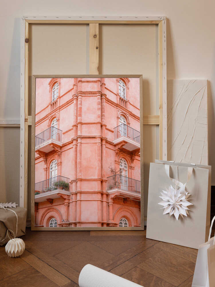 Pastel Pink Umbria | Italy travel photography